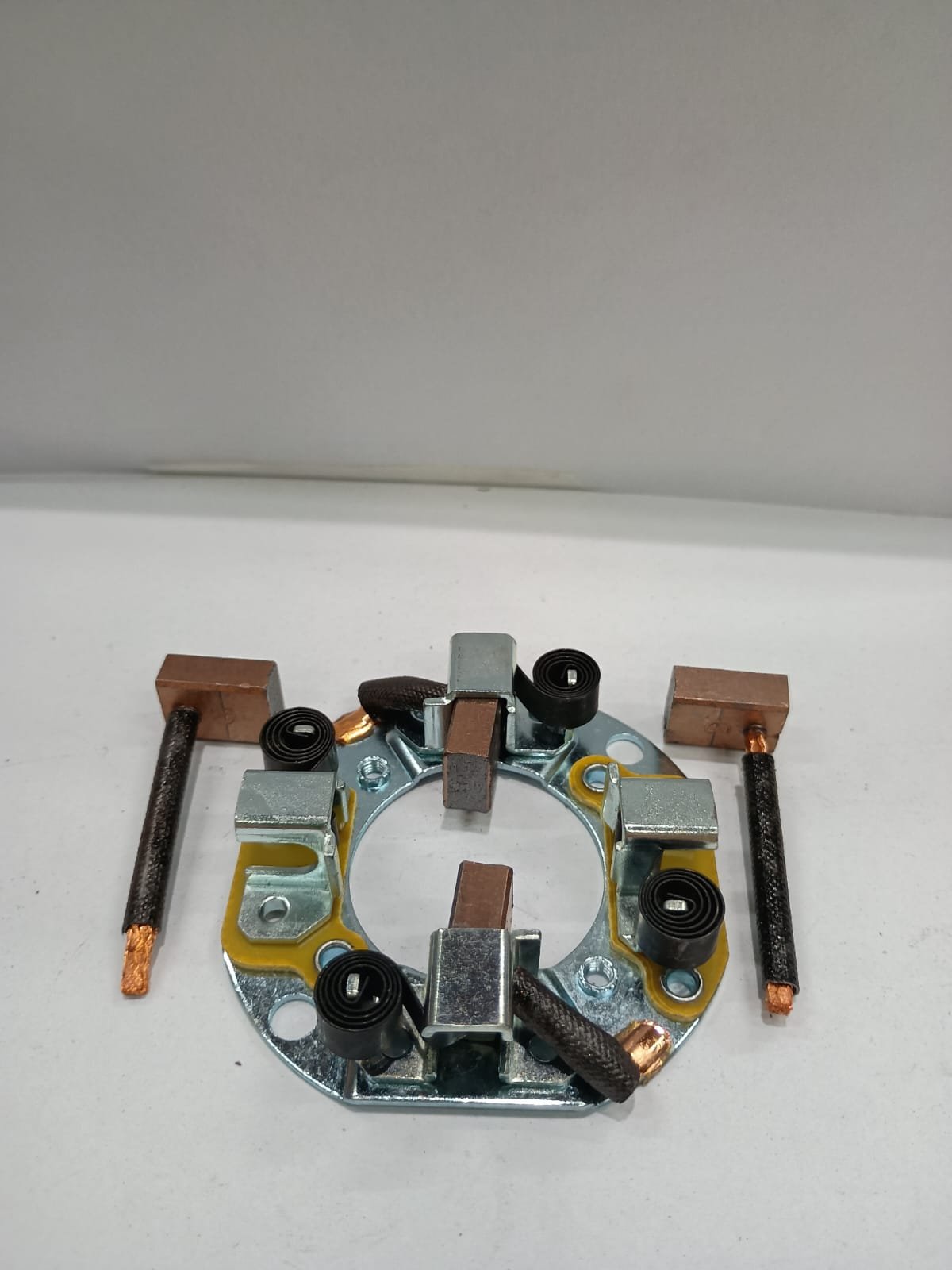 Porta Escova Motor Partida Ik1304 STRADA TIPO SIENA PALIO